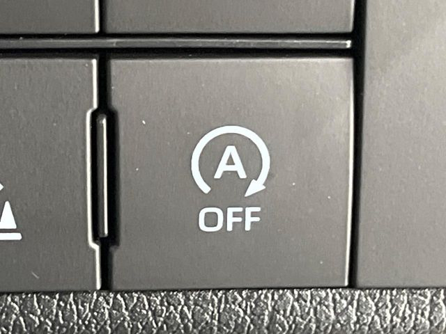 �y�A�C�h�����O�X�g�b�v�z�ԐM����a�؂Œ�Ԃ����ۂɃG���W�����~���A���ʂȔR���̏����}���܂��B�R��������ی�ɂȂ���@�\��G���W���̓u���[�L�𗣂��΍Ďn�����܂��B