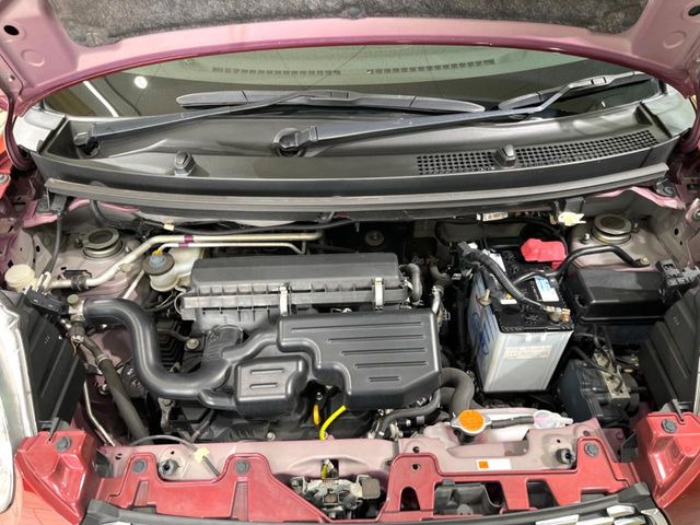 親切・丁寧な専門メカニックスタッフが応対!・車検・点検整備・事故等の修理などアフターサービスも安心。お車のカスタマイズもネクステージのサービススタッフまでご相談ください!