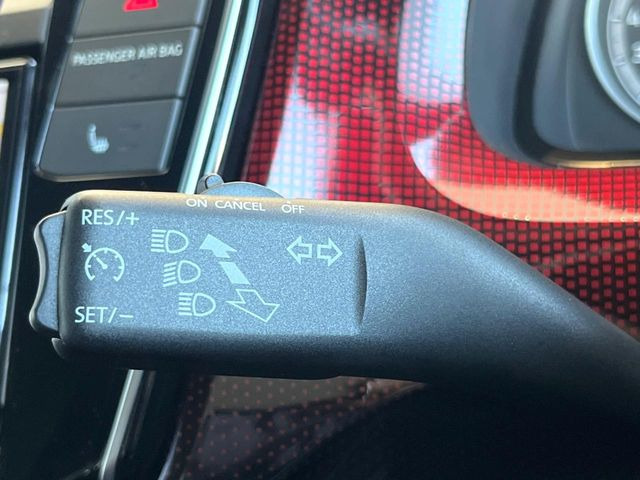 ���I�[�g�N���[�Y�R���g���[��:�������H�⎩���Ԑ�p���H���ɂāA�葬���q���\�ƂȂ�֗��ȋ@�\�ł��B�������ړ��̍ۂł����ɂ����֗��ɂ��g�����������܂���