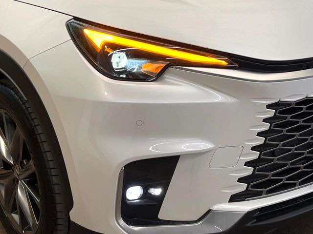 �yLED�w�b�h���C�g�z���V����ԑ��s�����ǍD�Ȏ��E���m�ۂ����S���ĉ^�]�ł��鍂�P�xLED�w�b�h���C�g�𑕔�!�_�����x�������A����d�͂��}�����Ă��܂��B