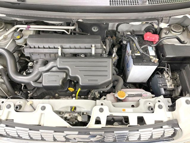 親切・丁寧な専門メカニックスタッフが応対!・車検・点検整備・事故等の修理などアフターサービスも安心。お車のカスタマイズもネクステージのサービススタッフまでご相談ください!