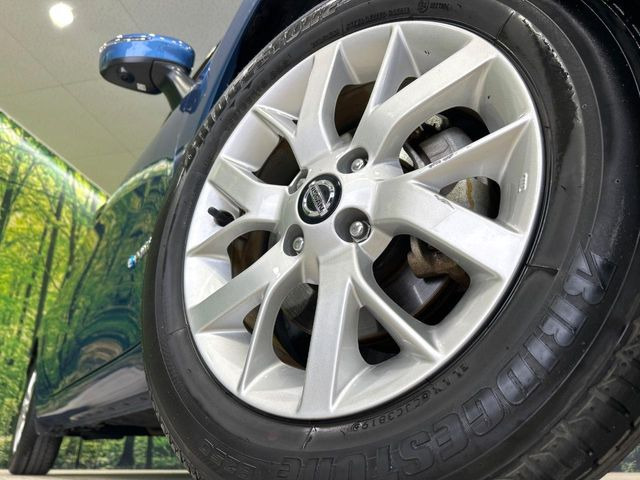 �y����15�C���`�A���~�z�C�[���z�O�ςɃ}�b�`���������A���~�z�C�[���𑕒����Ă���܂��B�e��ЊO�A���~�z�C�[����A�X�^�b�h���X�^�C�����戵�����Ă���܂��B���񂲑��k����������