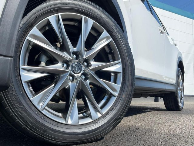 �y����19�C���`�A���~�z�C�[���z�O�ςɃ}�b�`���������A���~�z�C�[���𑕒����Ă���܂��B�e��ЊO�A���~�z�C�[����A�X�^�b�h���X�^�C�����戵�����Ă���܂��B���񂲑��k����������