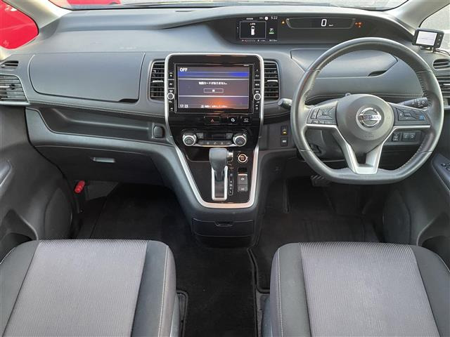 セレナ2.0 ハイウェイスター Vセレクション