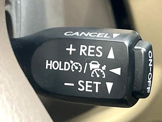 �y���[�_�[�N���[�Y�R���g���[���z�������H�ł̒��������s���y��!!�����ő��x��ۂN���[�Y�R���g���[�����A�Փˌy���V�X�e���ƘA�g���A�O���̎ԗ������m���ĎԊԂ�ۂ悤�ɑ��x���߂��Ă���܂�!!