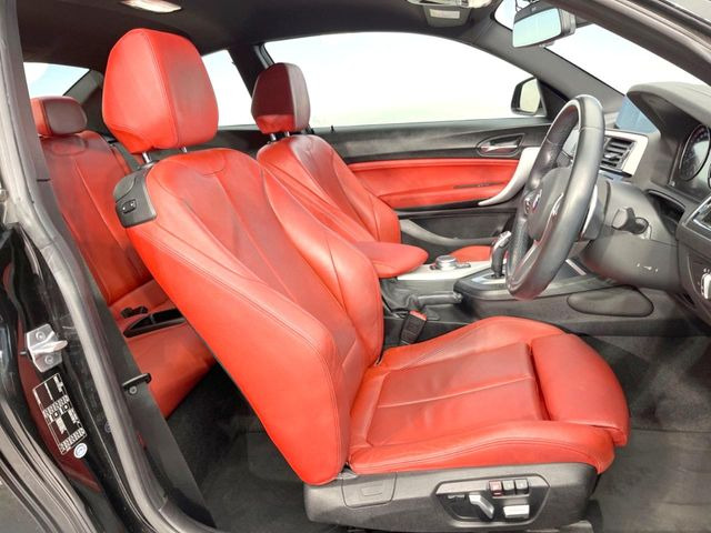 ���V�[�g�̎g�p��:�j��E�ւ�������Ȃ��A�����̒ʂ肫�ꂢ�ȏ�Ԃ��ێ����Ă���܂��B�܂��A�����N���[�j���O�E�R�[�e�B���O�����p�����������܂��B