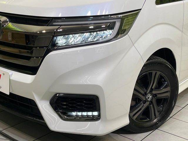 �yLED�w�b�h���C�g�z���V����ԑ��s�����ǍD�Ȏ��E���m�ۂ����S���ĉ^�]�ł��鍂�P�xLED�w�b�h���C�g�𑕔�!�_�����x�������A����d�͂��}�����Ă��܂��B