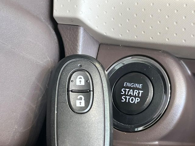 �y�L�[���X�X�^�[�g�V�X�e���z�J�o����|�P�b�g�ɓ��ꂽ�܂܂ł��h�A�̎{���E�������\�ȃX�}�[�g�L�[�𑕔��B�G���W���̃I���E�I�t�����J�M�����o���K�v����������Ƃ��Ă��֗��ł���