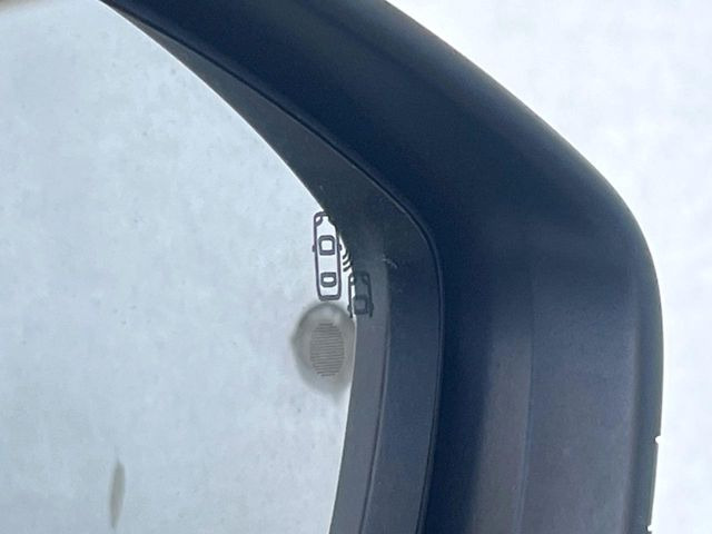 ���u���C���h�A�V�X�g�Z���T�[:���p����̎Ԃ����m���A�h���C�o�[���Ԑ��ύX���s���ۂɁA�x�����Ƌ��ɒ��ӂ𑣂��Ă������S�x���@�\�ł�!