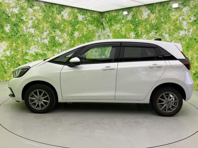 フィット1.5 e:HEV ホーム 4WD