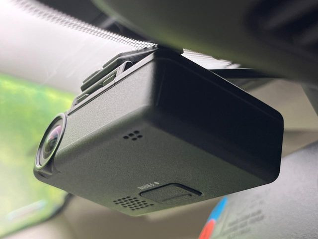 �y�h���C�u���R�[�_�[�z�h���C�u���R�[�_�[����!���s���͂������A������^�]�⎖�̂ɑ��������ہA�f���ŋL�^���A����̃��X�N�ɔ����܂��B���L�^�pSD�J�[�h�͂��q�l�����g�ł��������������K�v������܂��B