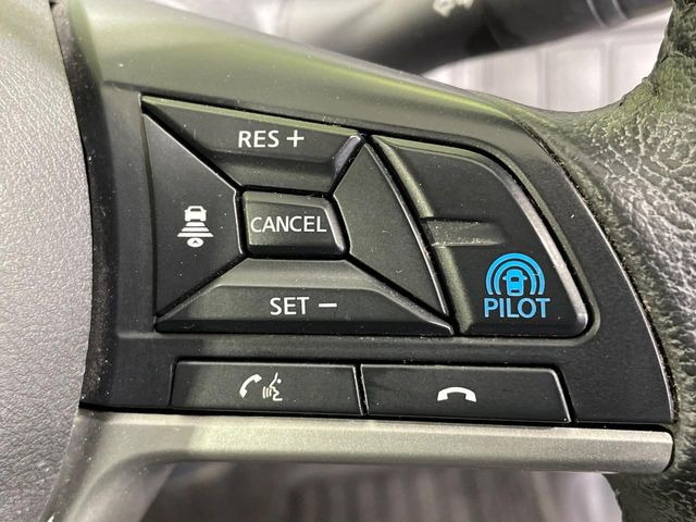 �y�v���p�C���b�g�z�������H�ł̒��������s���y��!!�a�؎��Ə��񑖍s�̃V�[���ŁA�A�N�Z���E�u���[�L�E�X�e�A�����O�������Ő��䂵�A�������^�]�̕��S���y�����Ă���܂���