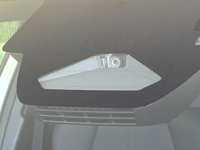 �y�v���N���b�V���Z�[�t�e�B�z�O���̎ԗ��������m���A�Փ˂������Ȏ��͌x��Œ��ӂ𑣂��A�u���[�L�𓥂ޗ͂��T�|�[�g�B�u���[�L�𓥂߂Ȃ������ꍇ�͏Փ˔�Q�y���u���[�L���쓮�A�Փˉ�����T�|�[�g���܂��B