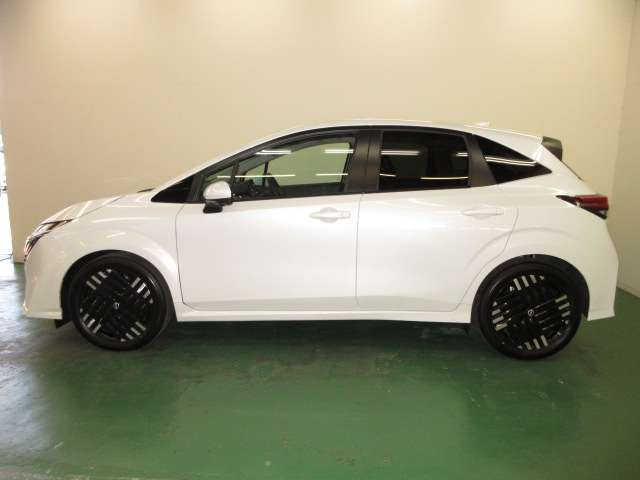 ノートオーラ1.2 G レザーエディション