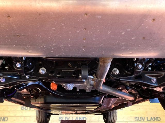 下回りがきれいなうちに、防錆加工の施工がオススメ。降雪地域はもちろん、沿岸部にお住いの方や、趣味でマリン・ウィンタースポーツをされる方にご好評いただいております。