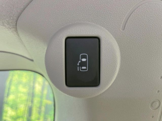 �y�p���[�X���C�h�h�A�z�X�}�[�g�L�[��^�]�Ȃ̃X�C�b�`�ŃX���C�h�h�A�̊J���\���d��������͂����ăh�A���J����K�v�������A���������q�l�ł��A�d���ו��������Ă��鎞�����N�ɊJ���߂ł��܂���