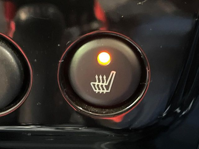 �y�V�[�g�q�[�^�[�z�������ɏd�󂷂�V�[�g�q�[�^�[!�G�A�R����葁�����܂��Ă����̂Ŋ�����̐l�����S�ł��ˁ�G�A�R���̉����͊������邩����A�Ƃ������ɂ����������߂ł��B