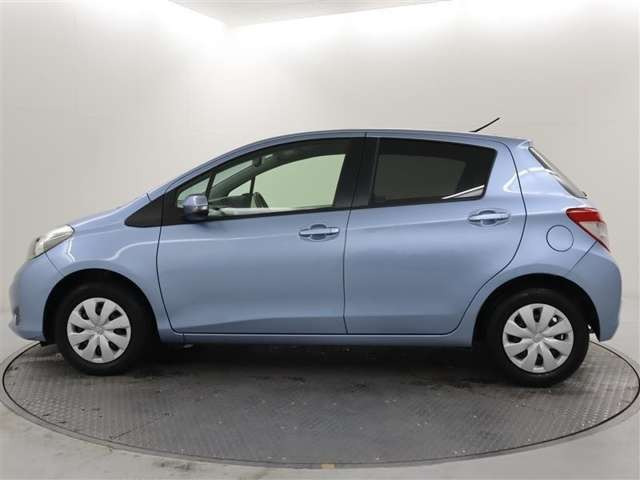 ヴィッツ1.3 F スマートストップパッケージ