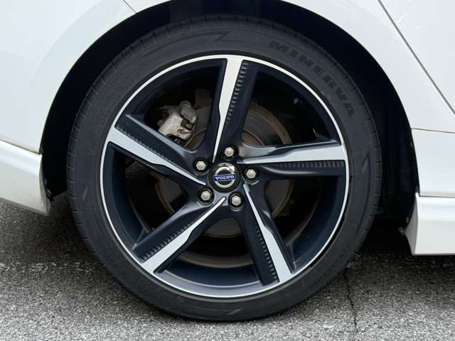 カーライフをトータルサポート致します♪新車・中古車販売・車検、点検・修理、板金塗装、自動車保険等お任せください☆彡