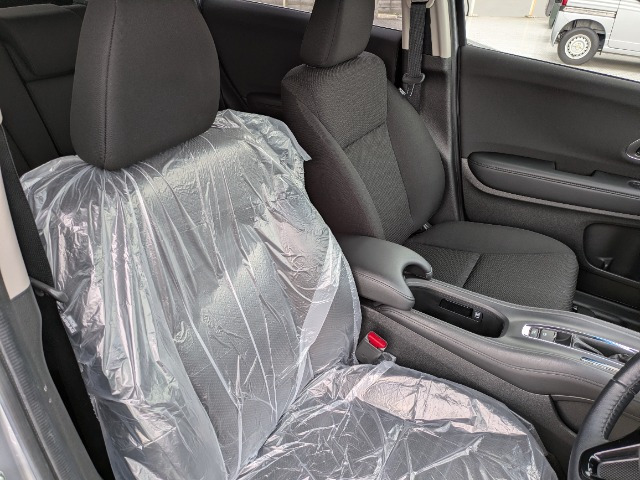 ヴェゼル1.5 X ホンダセンシング 4WD