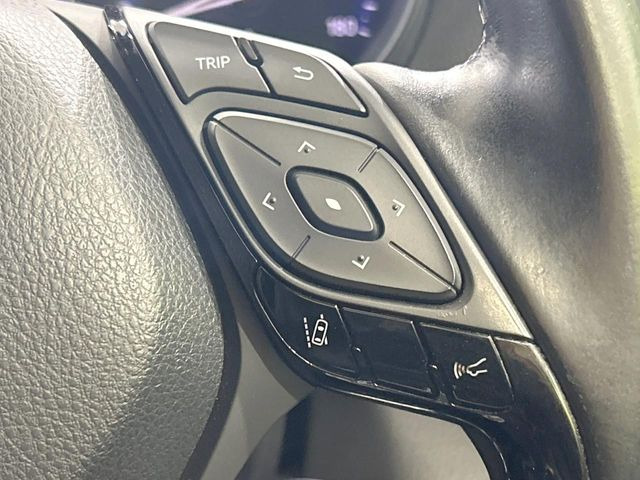 �y�g���^�Z�[�t�e�B�Z���X�z���s���ɑO���̎ԗ�����F�����A�Փ˂������Ȏ��͌x��ƃu���[�L�ŏՓˉ���Ɣ�Q�y�����A�V�X�g�B�����S�Ƀh���C�u�����y���݂��������܂��B