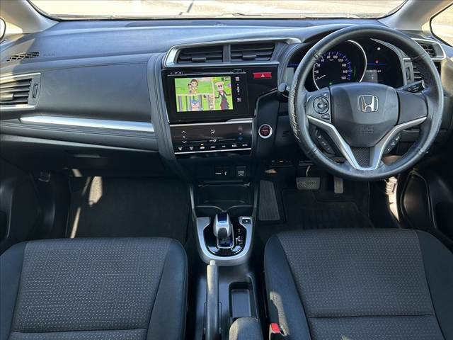 フィット1.5 ハイブリッド Fパッケージ