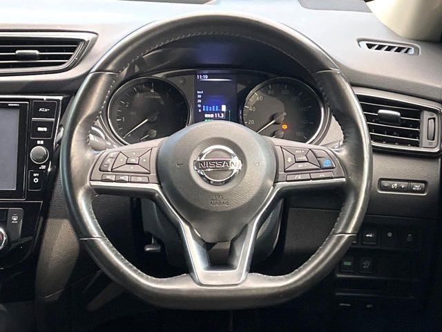 �y�����v�����X�e�A�����O�z�㎿�Ȋv���g�p���邱�ƂŁA��ɂ����������݂ƂĂ��^�]���₷���n���h���ł���