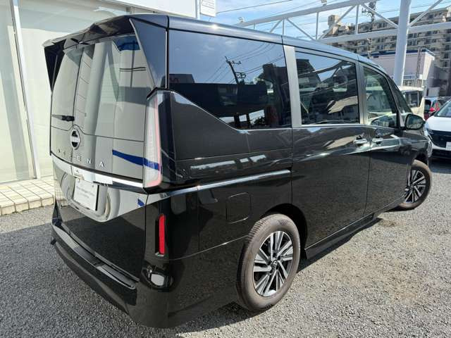 セレナ2.0 ハイウェイスターV