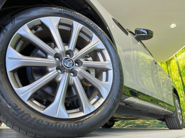 �y����20�C���`�A���~�z�C�[���z�O�ςɃ}�b�`���������A���~�z�C�[���𑕒����Ă���܂��B�e��ЊO�A���~�z�C�[����A�X�^�b�h���X�^�C�����戵�����Ă���܂��B���񂲑��k����������