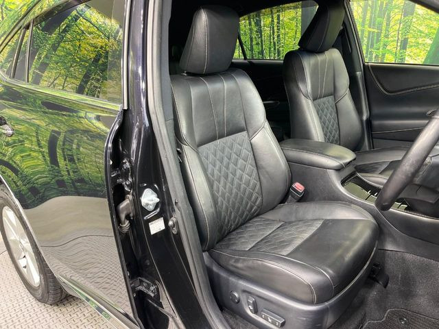 �y���烌�U�[�V�[�g�z����̂ӂ���肪�e�ՂŃ����e�i���X�����ȒP�ȁA�@�\���ɗD��鍇����v���̗p�����㎿�ȃV�[�g�ł��B����S�n���悭�A���������ӂ��S�n�ǂ��ԓ���Ԃ����o���Ă���܂��B