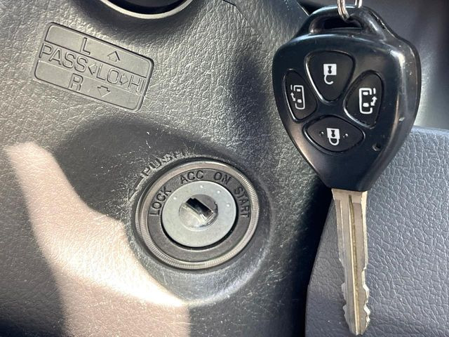 �y�L�[���X�z�������ꂽ�ꏊ����ł��{�^����Ńh�A�̊J���E�{�����ł���̂łƂ��Ă��֗�!�h�A�̌�������ɏ������邱�Ƃ�����܂����