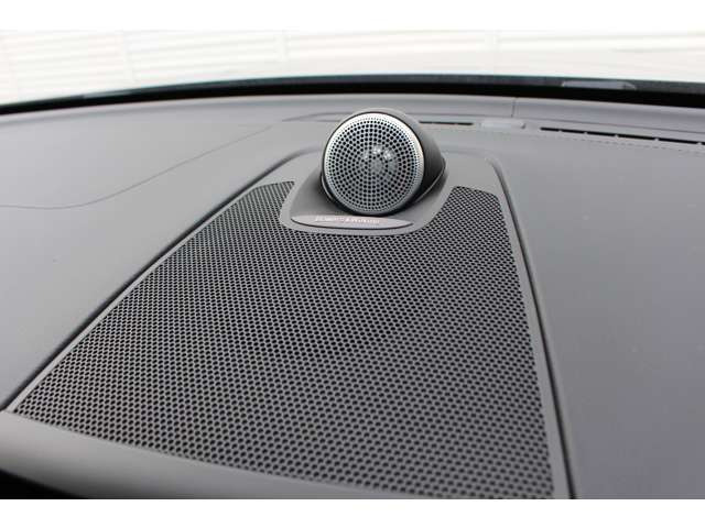 XC60リチャージ アルティメット T6 AWD PHEV 4WD