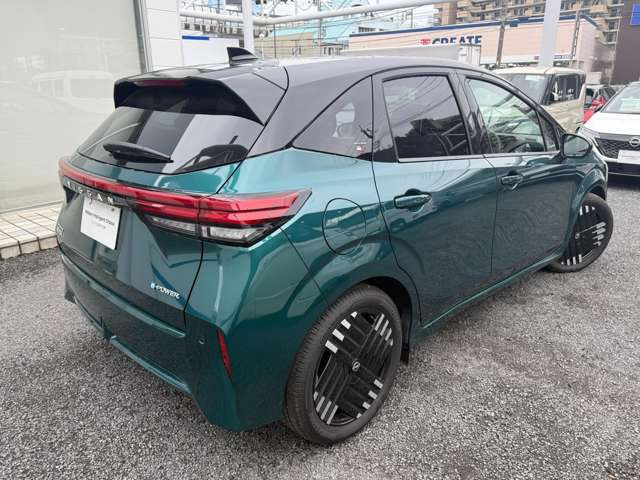 ノートオーラ1.2 G レザーエディション