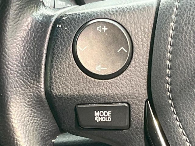 �y�X�e�A�����O�X�C�b�`�z�^�]���A�O������ڐ������炷���ƂȂ��A�I�[�f�B�I���̑��삪�\�ȕ֗��@�\!���S&���K�ȃh���C�u�����o���Ă���܂���