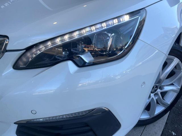 ��LED�w�b�h���C�g:��ԑ��s�����ǍD�Ȏ��E���m�ۂ����S���ĉ^�]�ł��鍂�P�xLED�w�b�h���C�g�𑕔�!�_�����x�������A����d�͂��}�����Ă��܂��B