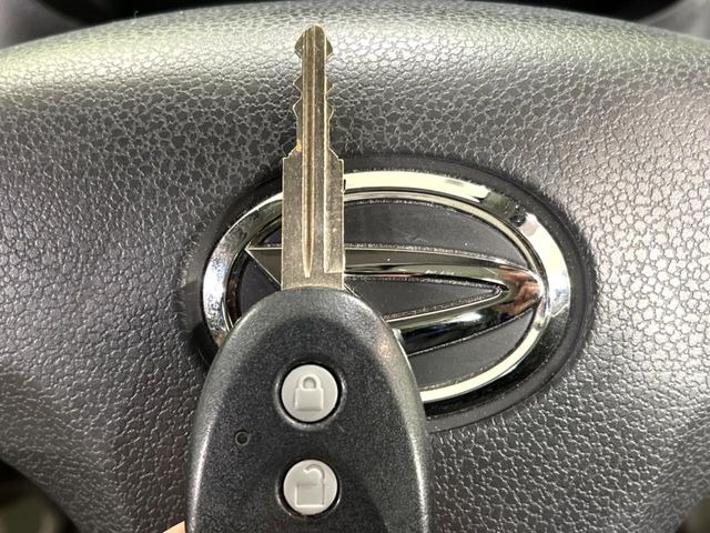 �y�L�[���X�z�������ꂽ�ꏊ����ł��{�^����Ńh�A�̊J���E�{�����ł���̂łƂ��Ă��֗�!�h�A�̌�������ɏ������邱�Ƃ�����܂����