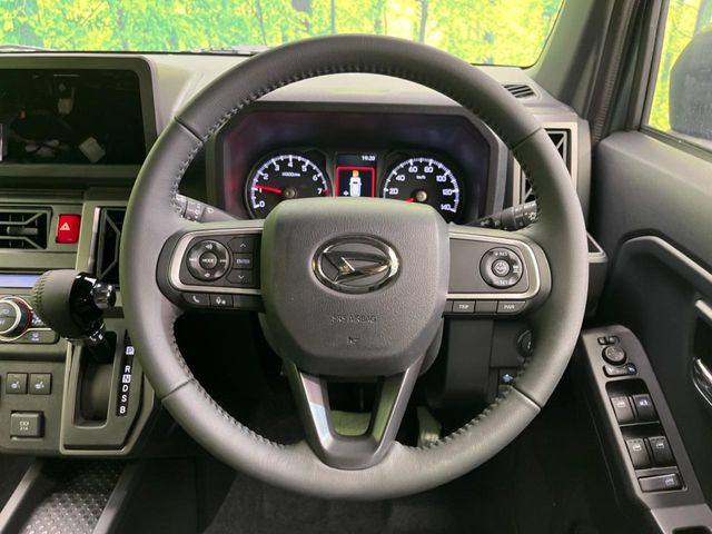 �y�����v�����X�e�A�����O�z�㎿�Ȋv���g�p���邱�ƂŁA��ɂ����������݂ƂĂ��^�]���₷���n���h���ł���