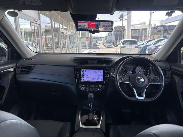 エクストレイル2.0 20X 3列車