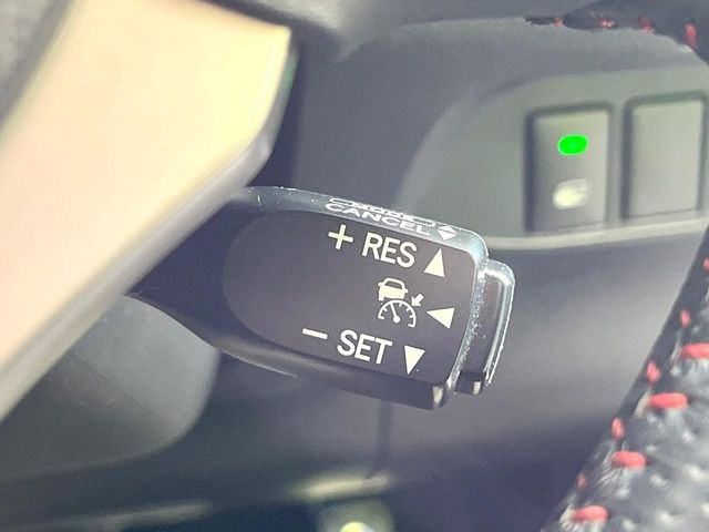 �y���[�_�[�N���[�Y�R���g���[���z�������H�ł̒��������s���y��!!�����ő��x��ۂN���[�Y�R���g���[�����A�Փˌy���V�X�e���ƘA�g���A�O���̎ԗ������m���ĎԊԂ�ۂ悤�ɑ��x���߂��Ă���܂�!!