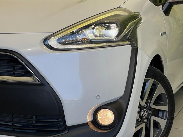 �yLED�w�b�h���C�g�z���V����ԑ��s�����ǍD�Ȏ��E���m�ۂ����S���ĉ^�]�ł��鍂�P�xLED�w�b�h���C�g�𑕔�!�_�����x�������A����d�͂��}�����Ă��܂��B