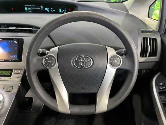 �y�X�e�A�����O�X�C�b�`�z�^�]���A�O������ڐ������炷���ƂȂ��A�I�[�f�B�I���̑��삪�\�ȕ֗��@�\!���S&���K�ȃh���C�u�����o���Ă���܂���