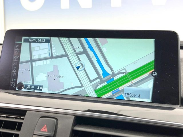 �������i�r:��̊��̂���i�r�́A����������ԓ������o���Ă���܂��B�I�[�f�B�I�@�\���[�����Ă���܂��̂ŁA�^�]�����y���߂܂���