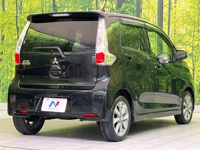 ☆全国のネクステージからお取り寄せが可能※!遠方の店舗に展示してあるクルマが気になる場合も、最寄りの店舗でご覧いただくことが可能です!是非私たちに要望をお聞かせください!※別途費用