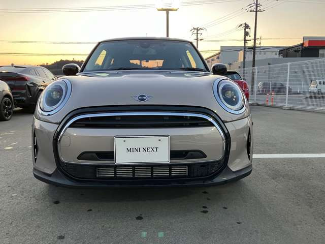 ミニクーパー プレミアム プラスパッケージ DCT
