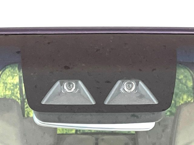 �y�X�}�[�g�A�V�X�g�z���s���ɑO���̎ԗ�����F�����A�Փ˂������Ȏ��͌x��ƃu���[�L�ŏՓˉ���Ɣ�Q�y�����A�V�X�g�B�����S�Ƀh���C�u�����y���݂��������܂��B