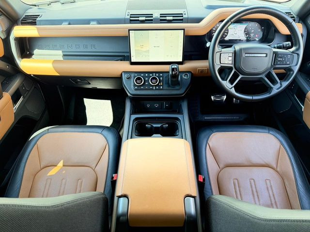 ディフェンダー110 X 3.0L D300 ディーゼル 4WD