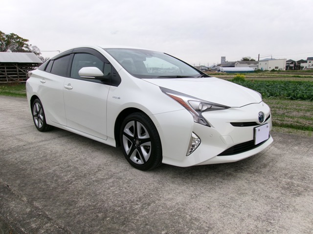 プリウス1.8 A ツーリングセレクション