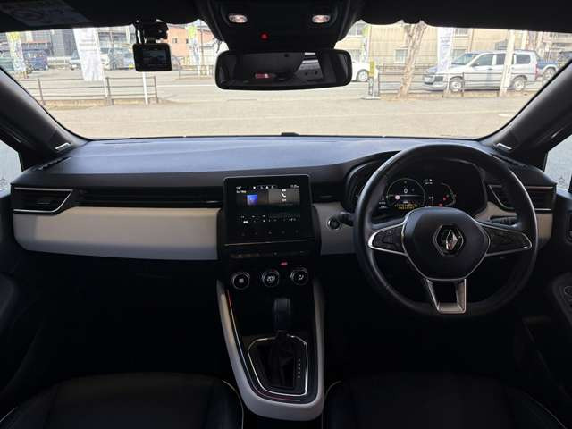 �X�^�C���b�V���ȃC���p�l����̉摜�ł��B