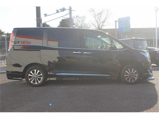 弊社はあいおいニッセイ同和損保代理店です。全営業社員が保険の募集人資格を取得しております。お気軽にご相談ください。