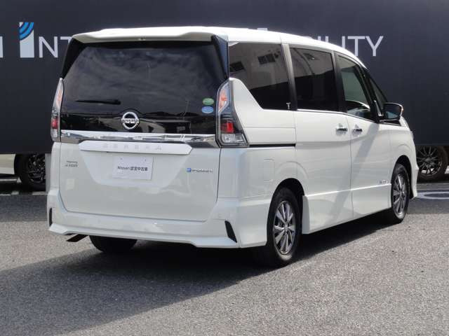 セレナ1.2 e-POWER ハイウェイスターV